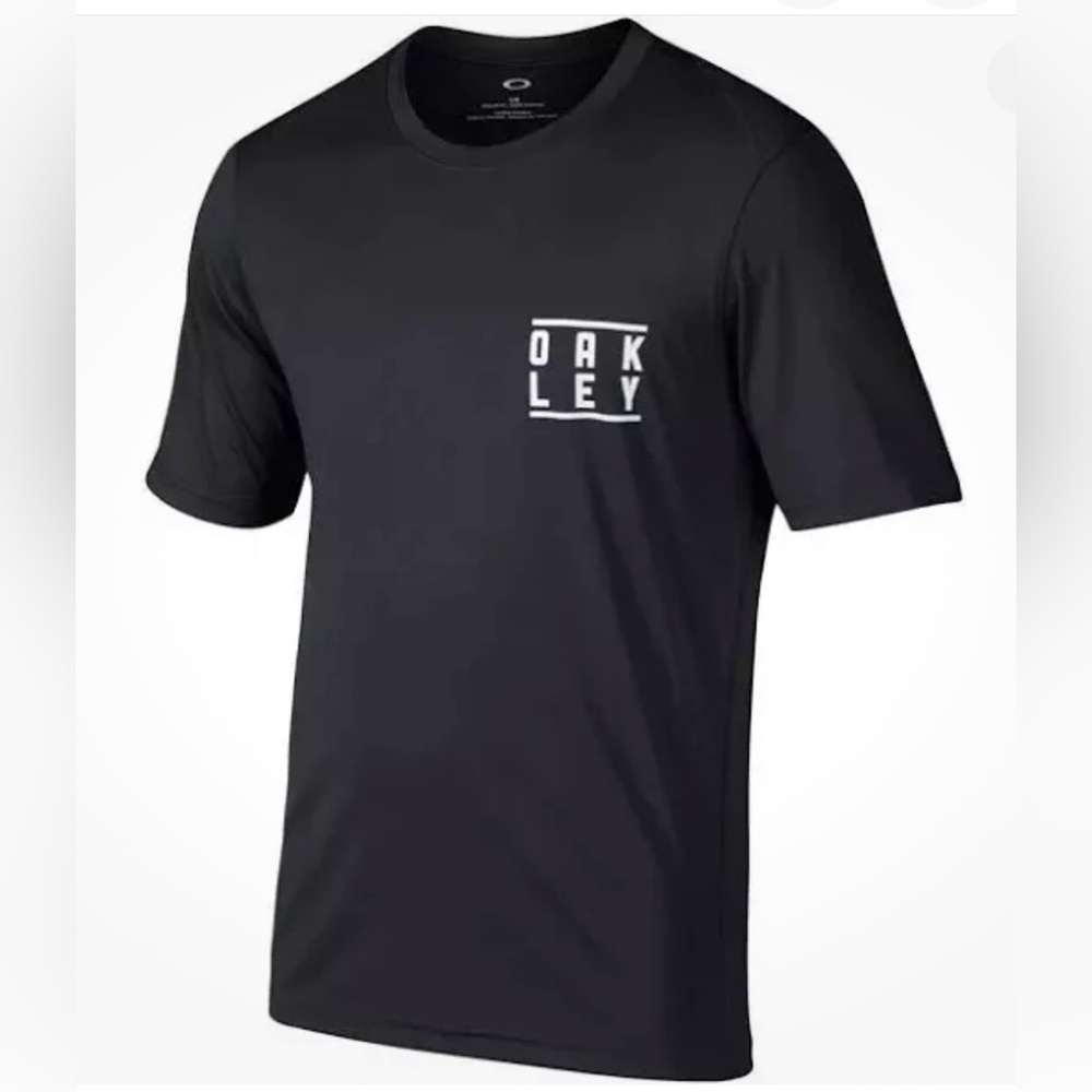 NWOT•Men’s Oakley Blackout Rash Guard Surf Tee Shirt•Size L•Short Sleeve